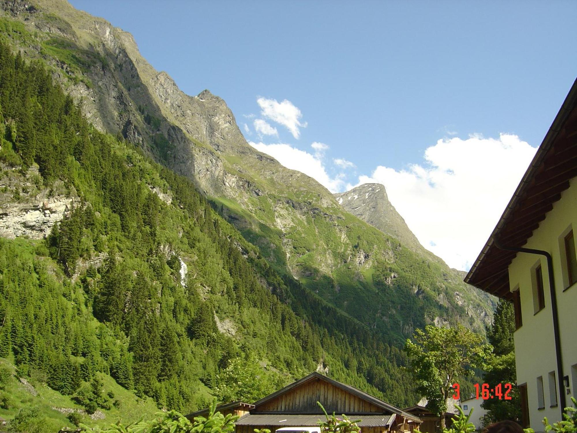 Alpina Appartement Sankt Leonhard im Pitztal Bagian luar foto