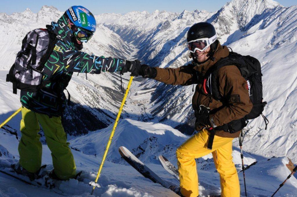 Alpina Appartement Sankt Leonhard im Pitztal Bagian luar foto